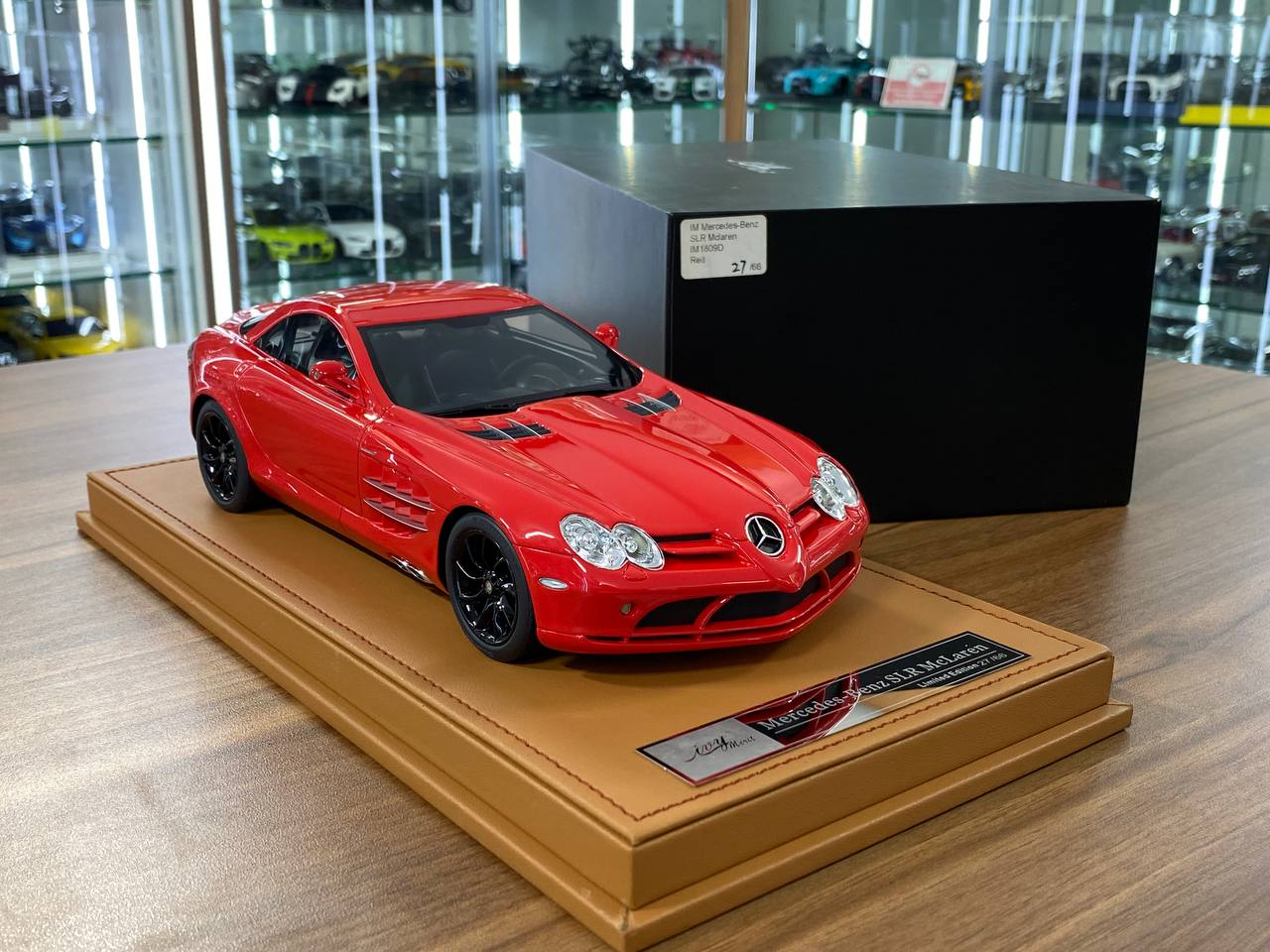 🚨1/18 Resin Mercedes Benz SLR McLaren – Red / Black Rim - IVY Merit Models - Limited 99 pcs