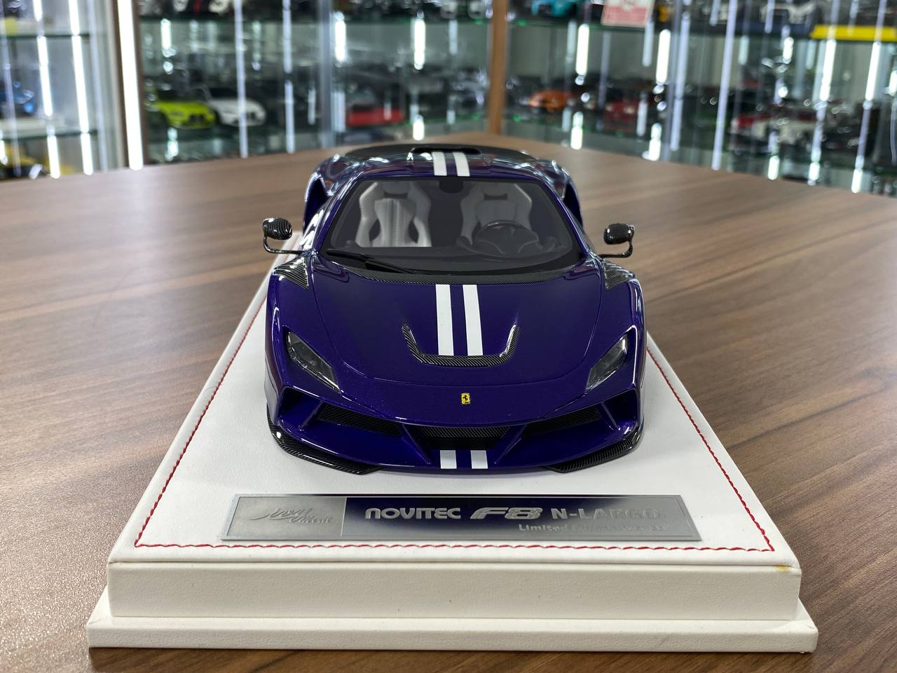 🚨1/18 Resin Ferrari F8 N-Largo Novitec – Hong Kong Violet / White Stripes - Limited 199 pcs