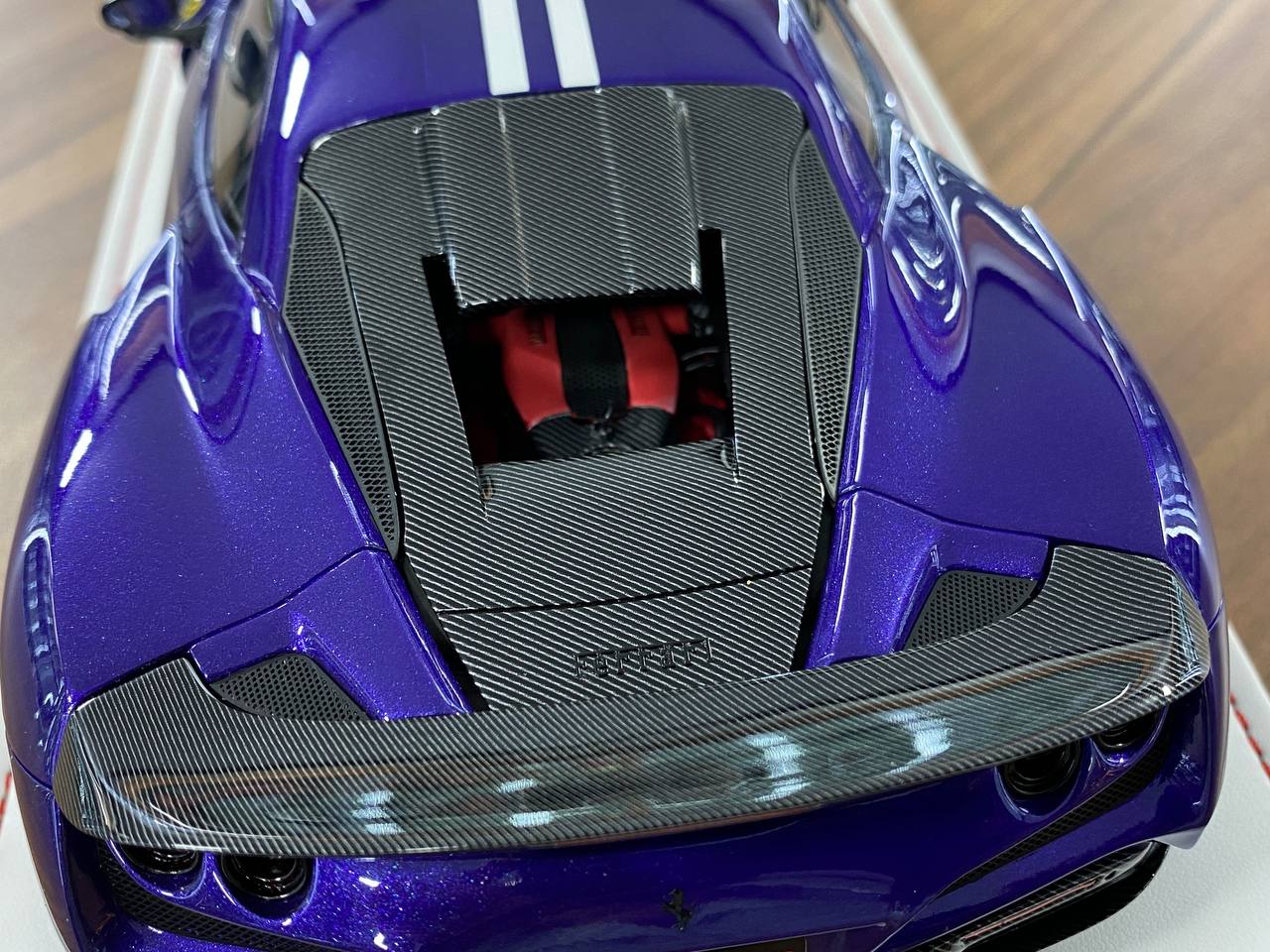🚨1/18 Resin Ferrari F8 N-Largo Novitec – Hong Kong Violet / White Stripes - Limited 199 pcs