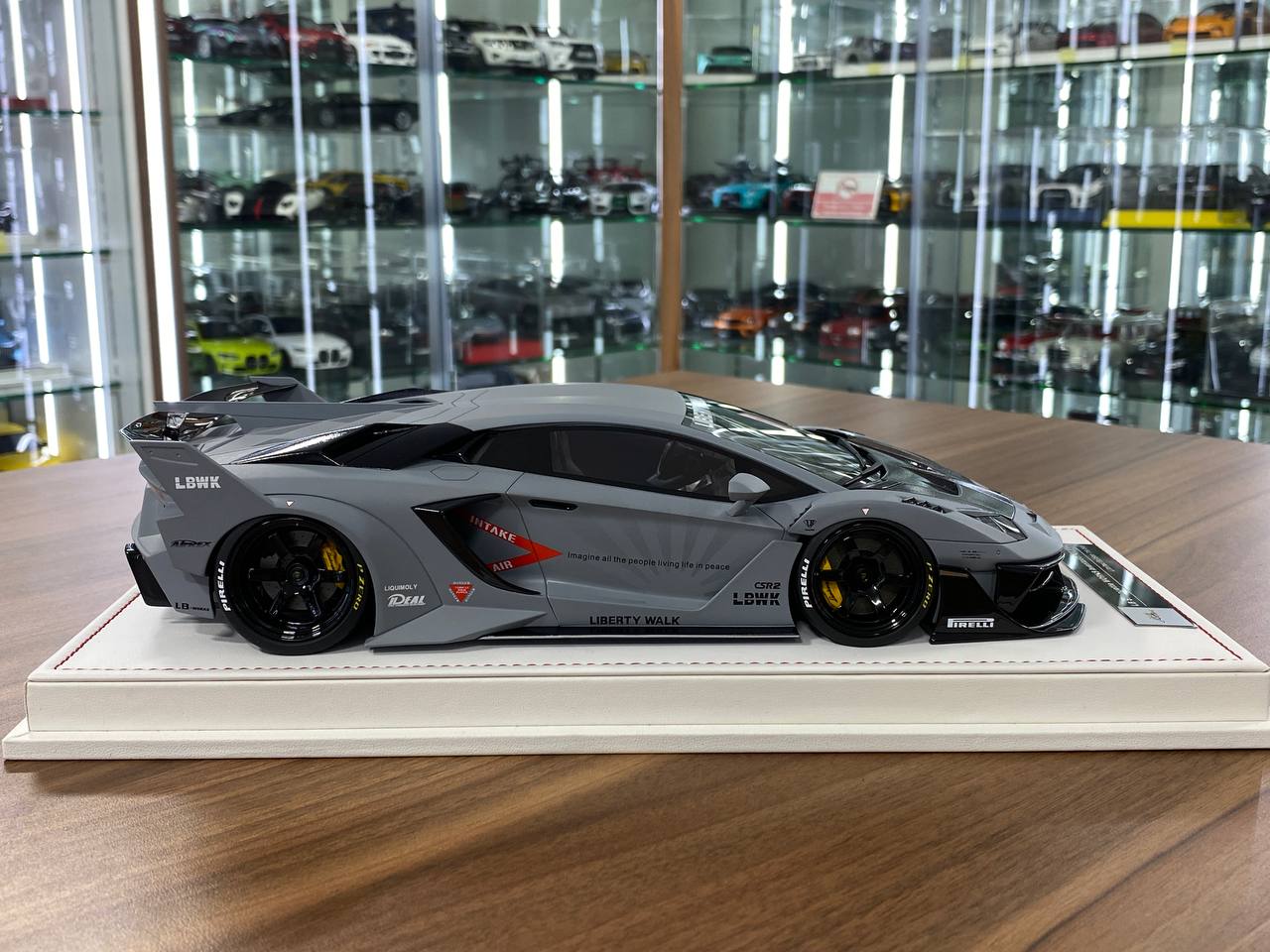 🚨1/18 Resin Lamborghini AVENTADOR GT EVO LB-Works – Fighter Grey -  Limited to 88 pcs