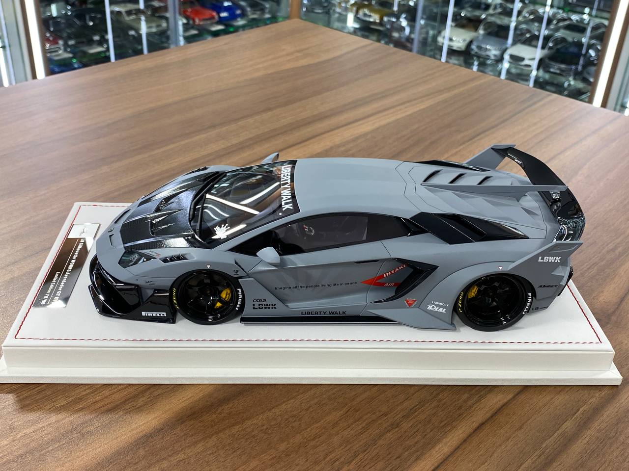 🚨1/18 Resin Lamborghini AVENTADOR GT EVO LB-Works – Fighter Grey -  Limited to 88 pcs