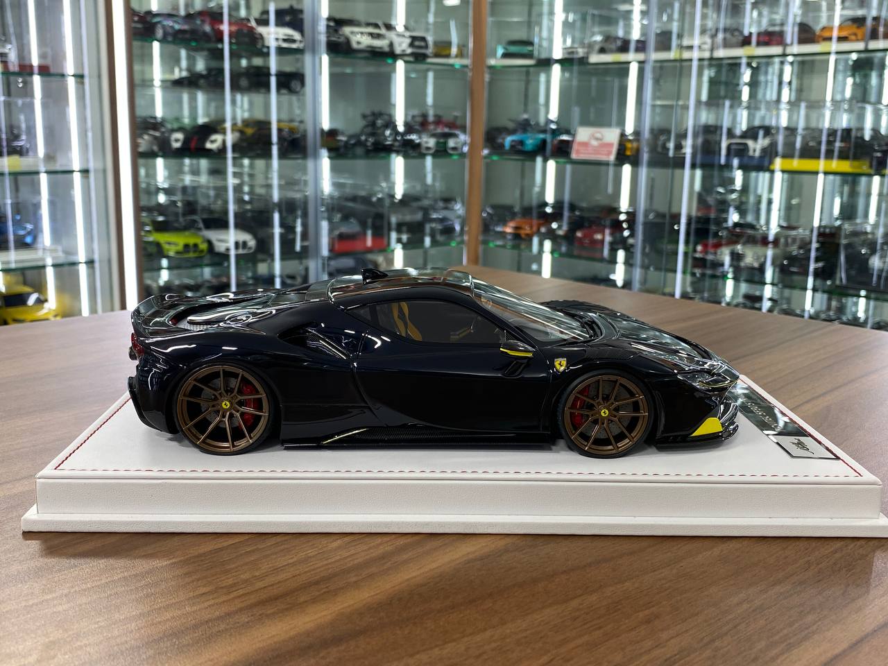 🚨1/18 Resin Ferrari SF90 Stradale – Black - IVY Merit Models - Limited to 99 pcs