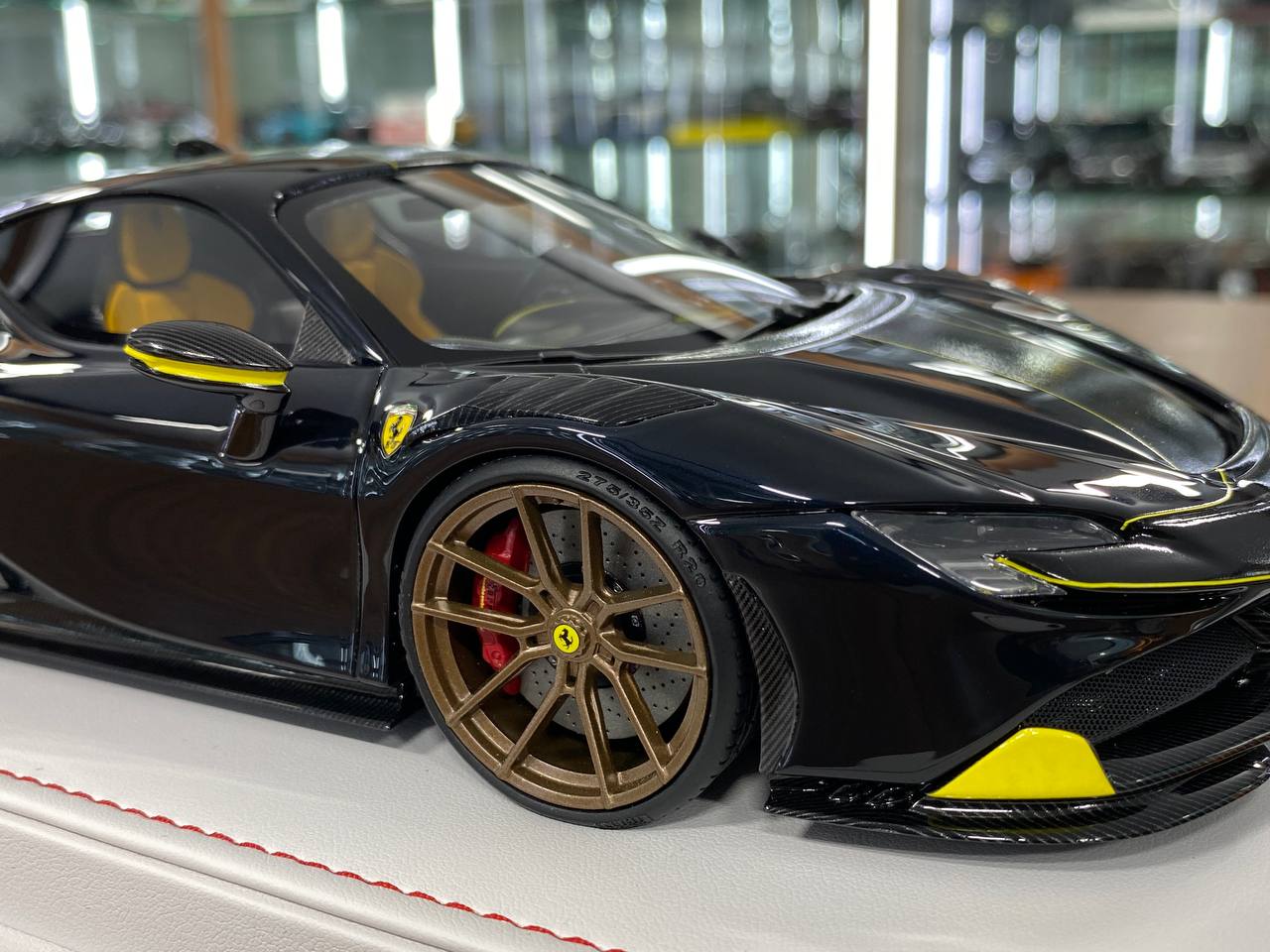 🚨1/18 Resin Ferrari SF90 Stradale – Black - IVY Merit Models - Limited to 99 pcs