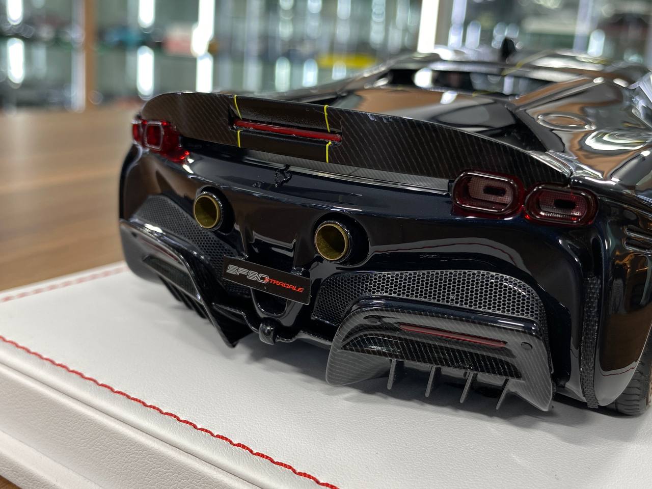 🚨1/18 Resin Ferrari SF90 Stradale – Black - IVY Merit Models - Limited to 99 pcs