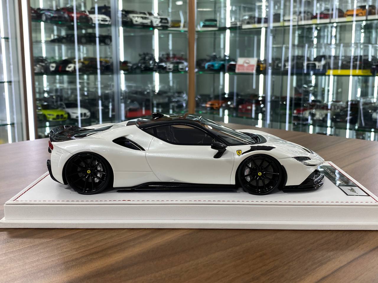🚨1/18 Resin Ferrari SF90 Stradale – Pearl White (Exclusive Version) - Limited to 88 pcs