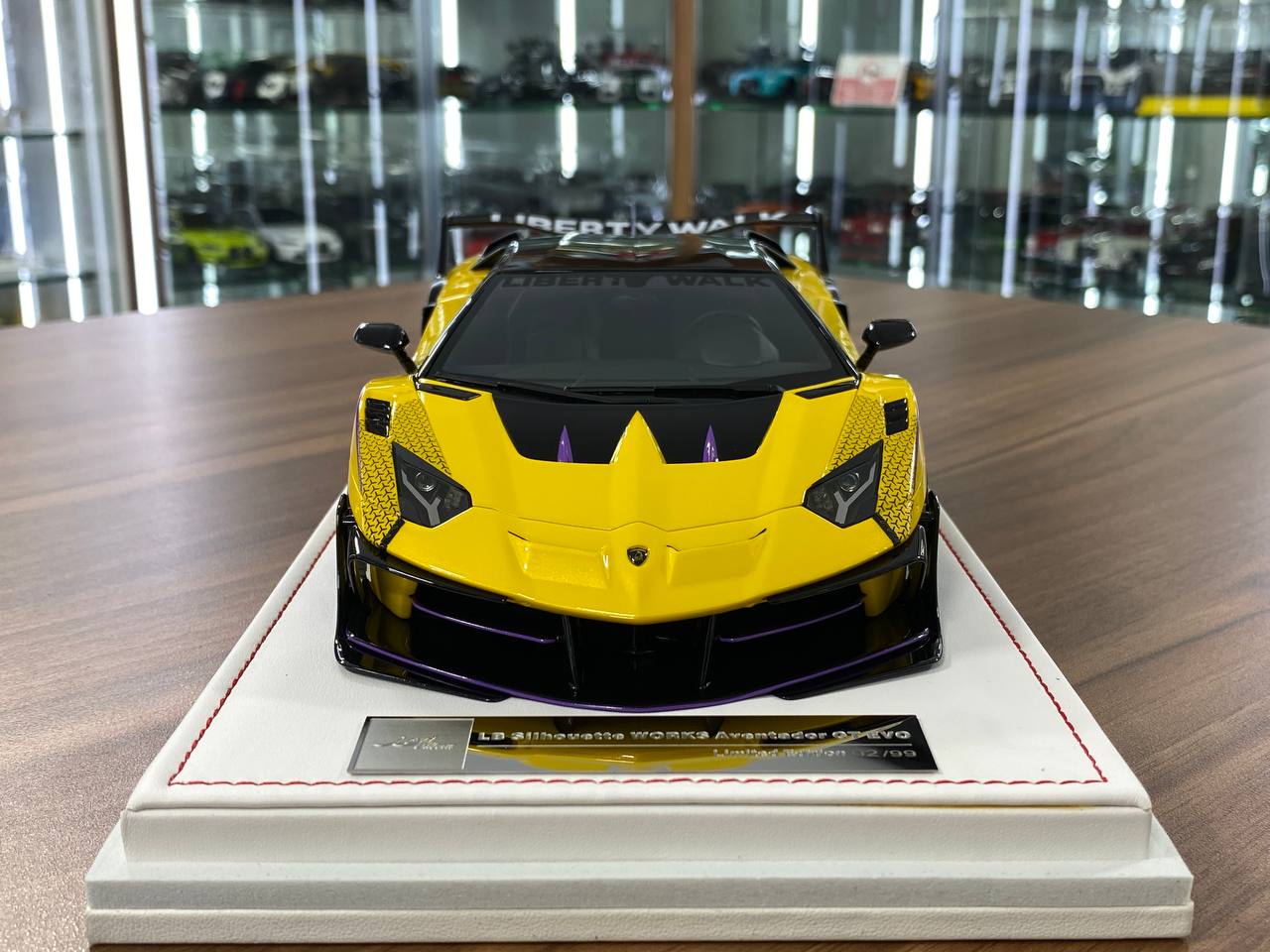 🚨1/18 Resin Lamborghini AVENTADOR GT EVO LB-Works #20 – Yellow - Ltd. 99 pcs