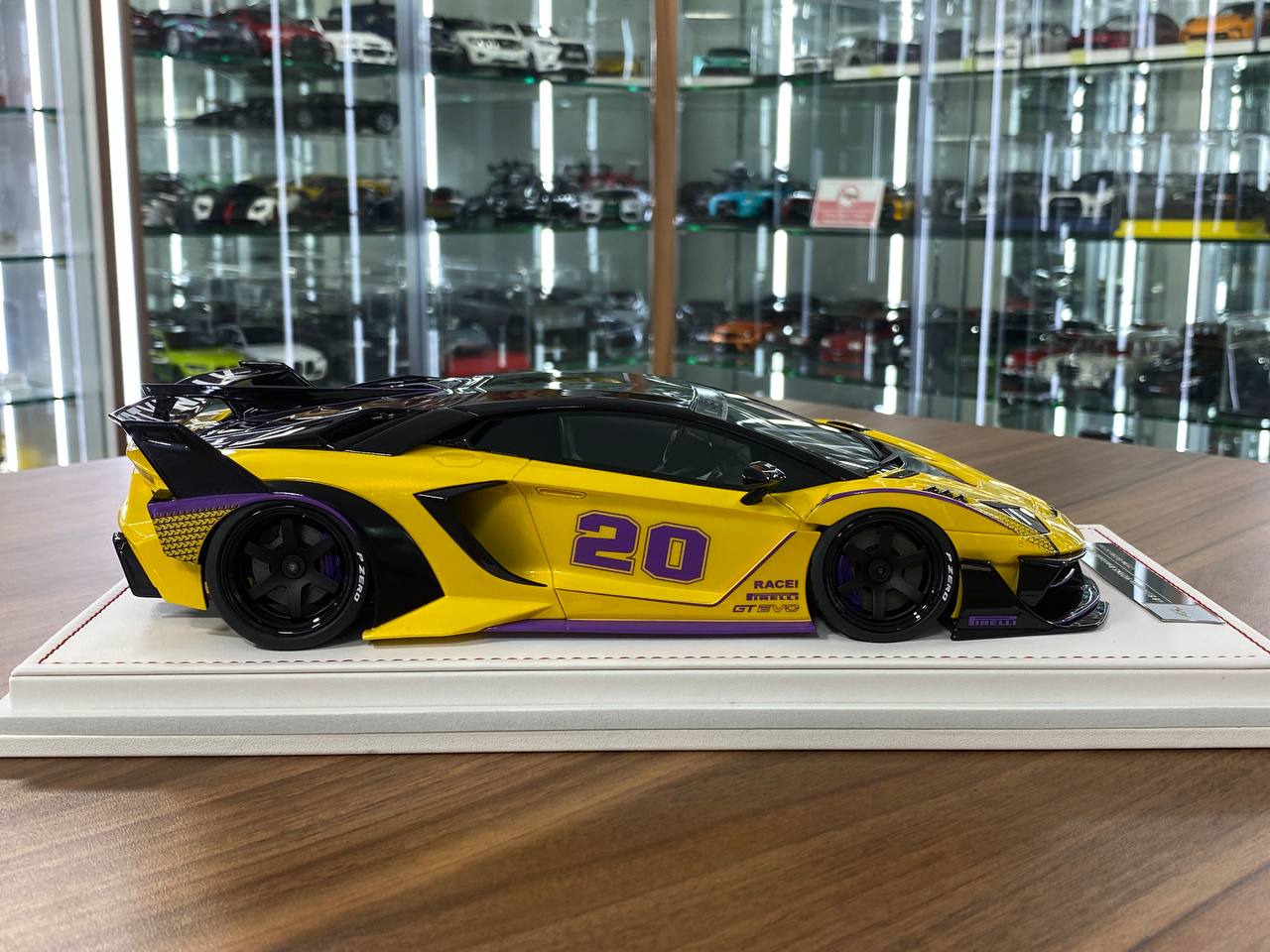 🚨1/18 Resin Lamborghini AVENTADOR GT EVO LB-Works #20 – Yellow - Ltd. 99 pcs