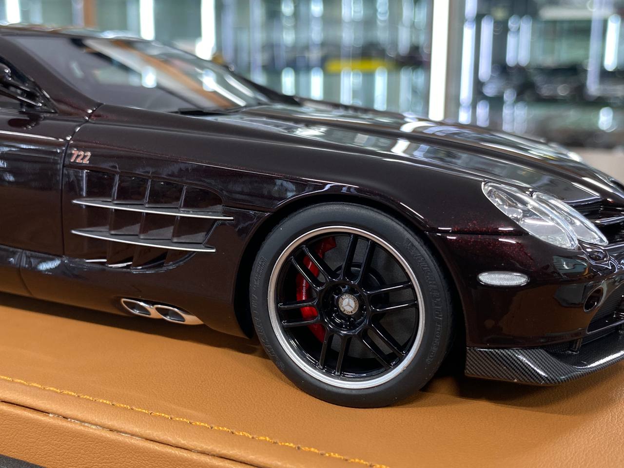 Mercedes-Benz SLR 722 McLaren 1:18 Resin Model – Metallic Brown | IVY Merit Models (Limited 45 pcs – Dubai Collectors)