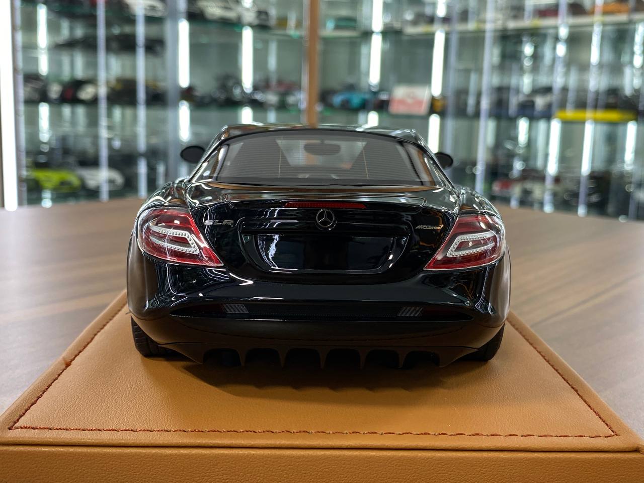 1:18 Resin Model IVY Merit Models Mercedes Benz SLR McLaren – Limited 66 pcs (Dubai Collectors)