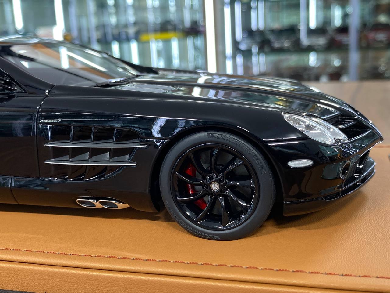 1:18 Resin Model IVY Merit Models Mercedes Benz SLR McLaren – Limited 66 pcs (Dubai Collectors)