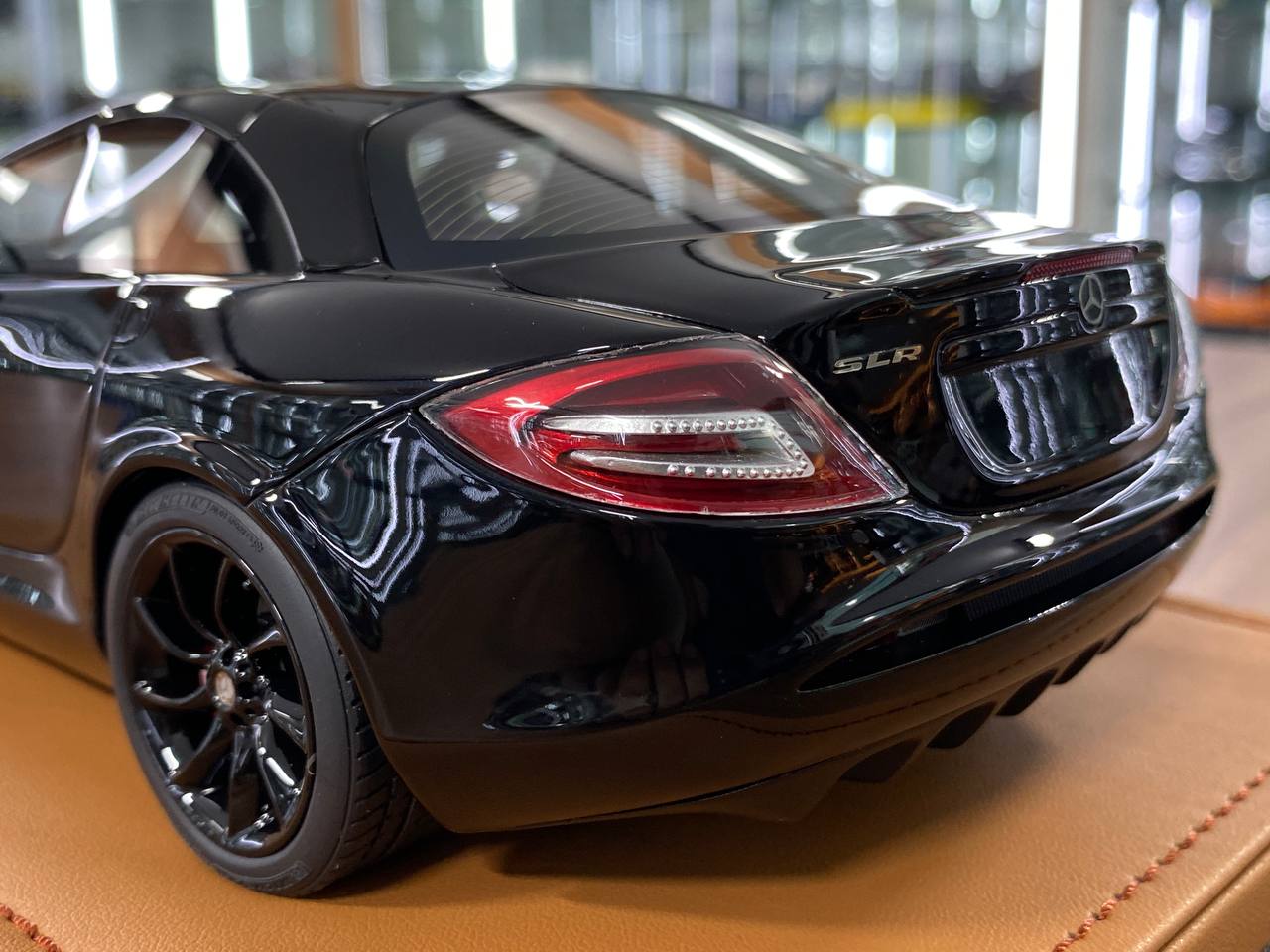 1:18 Resin Model IVY Merit Models Mercedes Benz SLR McLaren – Limited 66 pcs (Dubai Collectors)