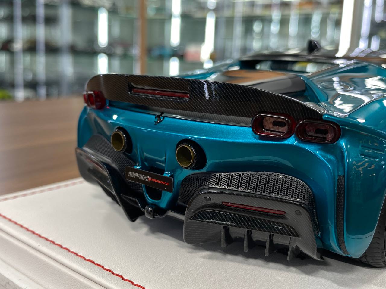 1:18 Resin Model IVY Merit Ferrari SF90 Stradale chrome blue – Limited 99 pcs