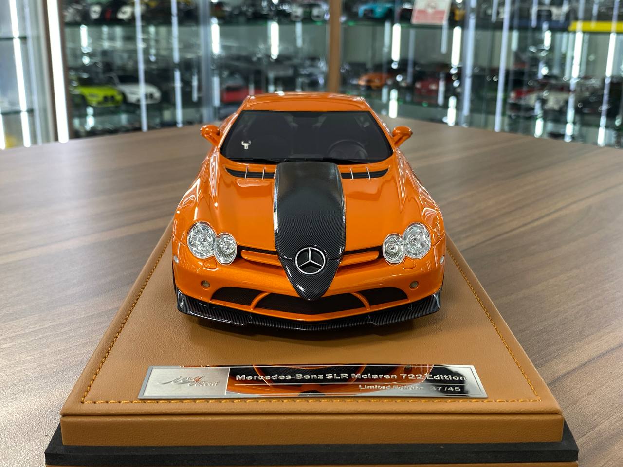 1:18 Resin Model  Mercedes-Benz SLR McLaren 722 Edition – Orange | IVY Merit Models (Limited 45 pcs – Dubai Collectors)