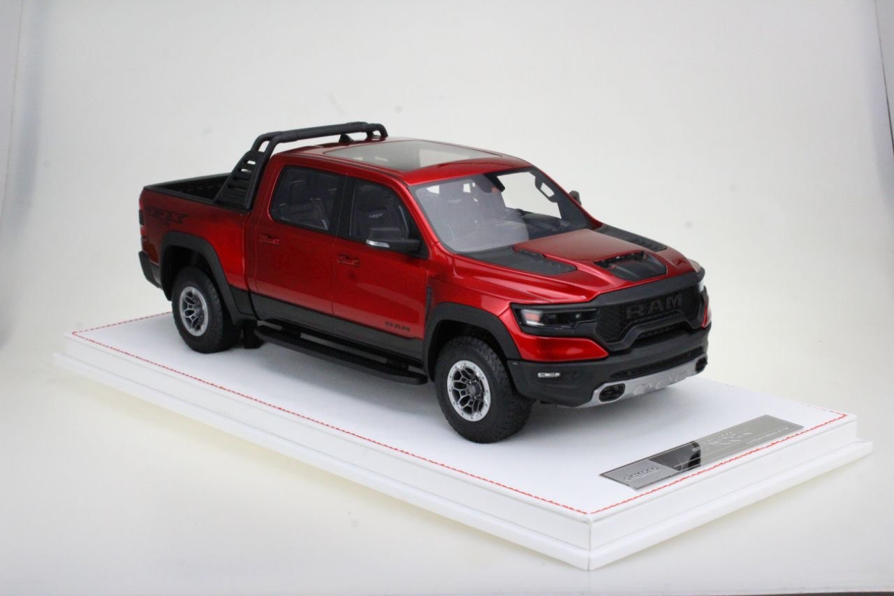 Exclusive 1/18 Dodge Ram TRX 1500 [Cherry Red] – Limited Edition (40 pcs)