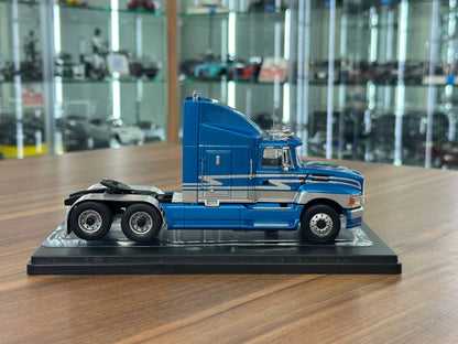 ixo Models Ford Aeromax 1990 – Blue – 1:43 Diecast Model