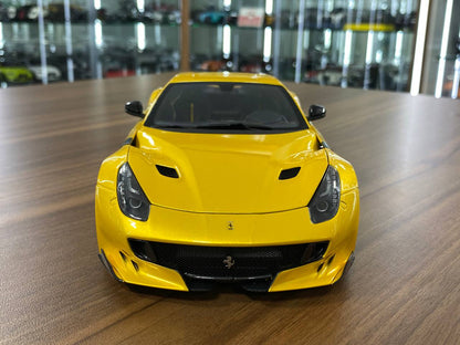 1:18 Diecast Model BBR Collection Model Ferrari F12 TDF – Giallo Tristrato Italy (Limited Edition – Dubai Collectors)