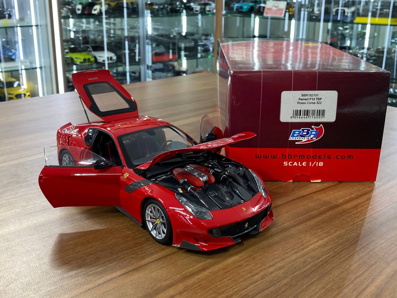 1:18 Diecast Model BBR Collection Model Ferrari F12 TDF – Rosso Corsa 322 (Limited Edition – Dubai Collectors)