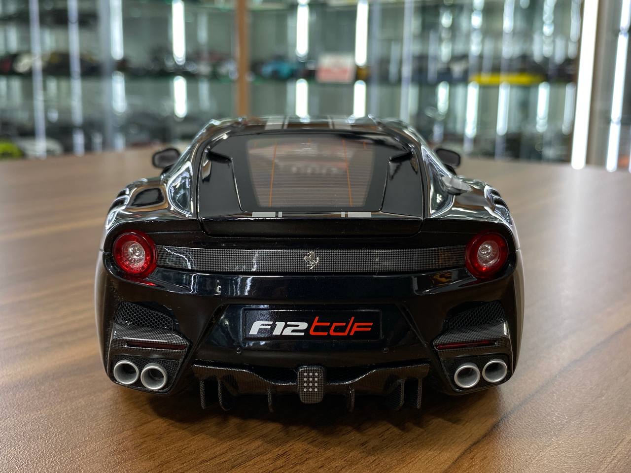 1:18 Diecast Model BBR Collection Model Ferrari F12 TDF – New Black Daytona 508 (Limited Edition – Dubai Collectors)