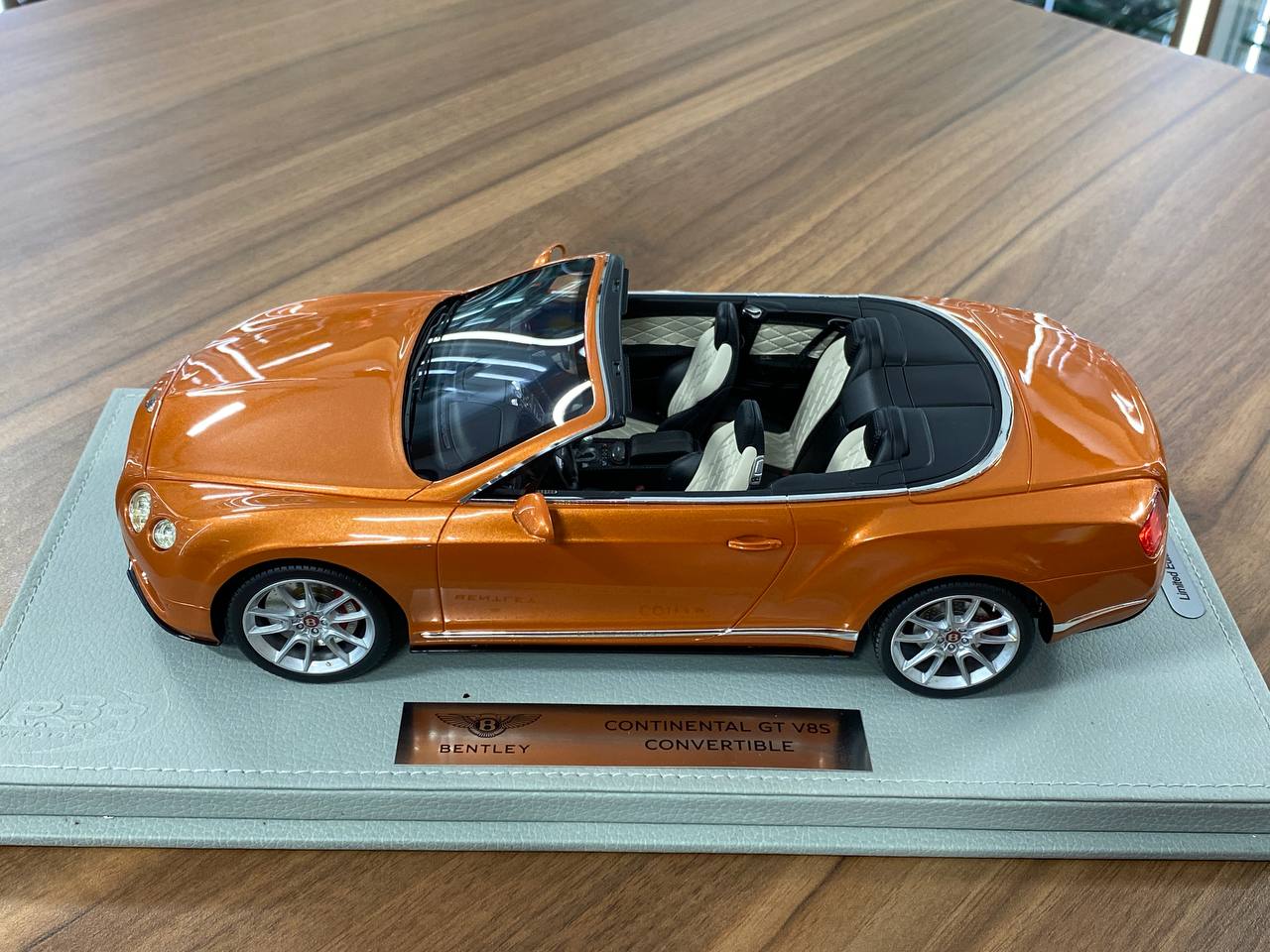 1:18 Resin Model BBR Collection Model Bentley Continental GT V8 S – Sunrise (Limited 20 pcs – Dubai Collectors)