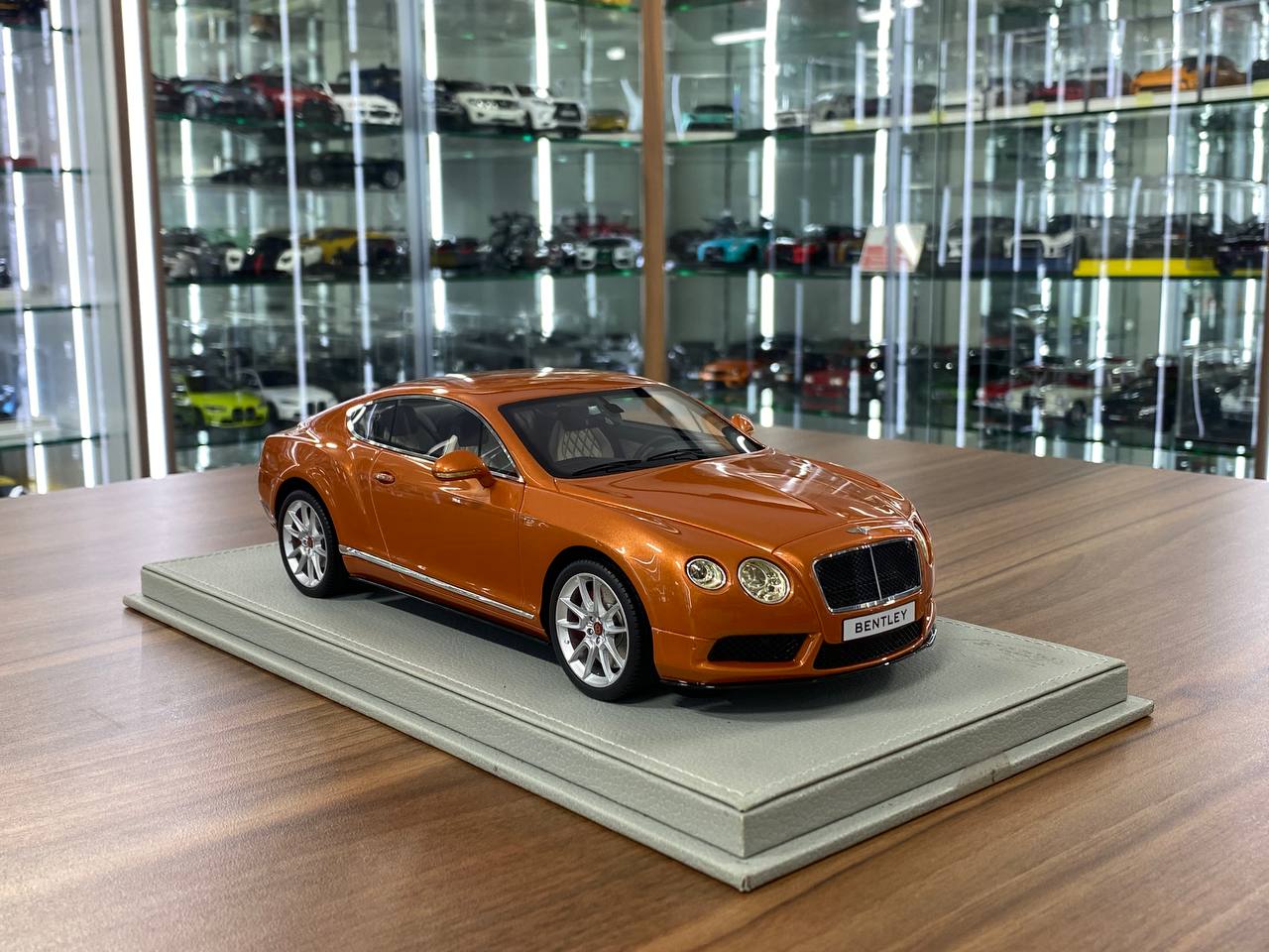 1:18 Resin Model BBR Collection Model Bentley Continental GT V8 S – Sunrise (Limited 20 pcs – Dubai Collectors)