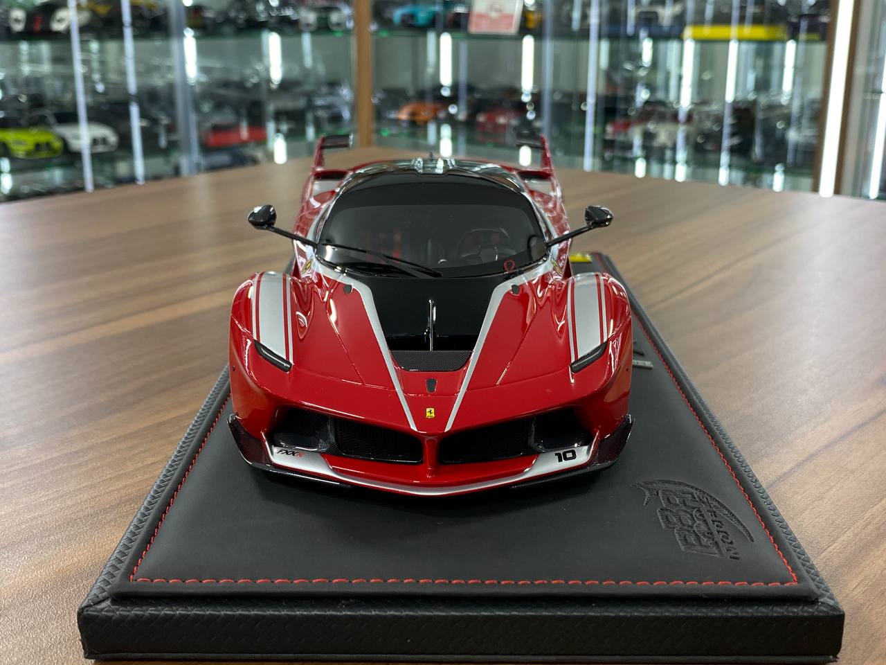 1:18 Resin Model BBR Collection Model Ferrari FXX K Abu Dhabi 2014 #10 – Red (Limited 500 pcs – Dubai Collectors)