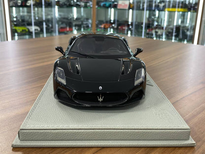 1:18 Resin Model BBR Collection Model Maserati MC20 2020 Special Edition – Nero Enigma (Limited 50 pcs – Dubai Collectors)