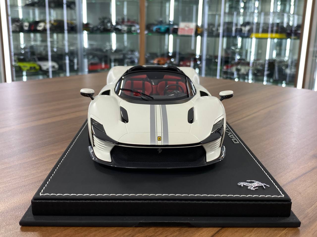 1:18 Resin Model BBR Collection Model Ferrari SP3 Daytona – Bianco Italia Matt (Limited 360 pcs – Dubai Collectors)