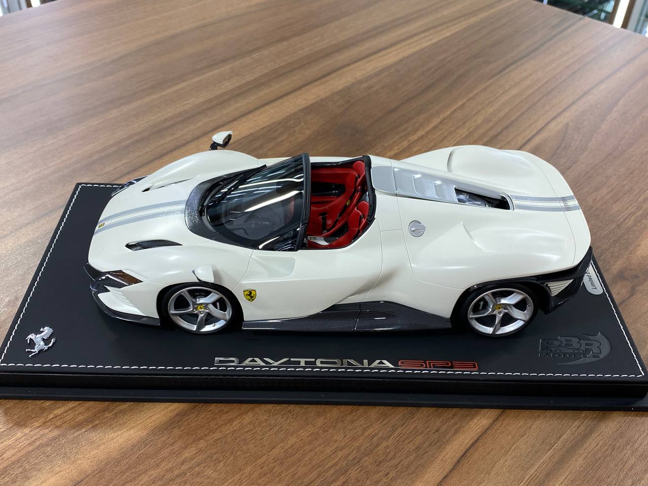1:18 Resin Model BBR Collection Model Ferrari SP3 Daytona – Bianco Italia Matt (Limited 360 pcs – Dubai Collectors)