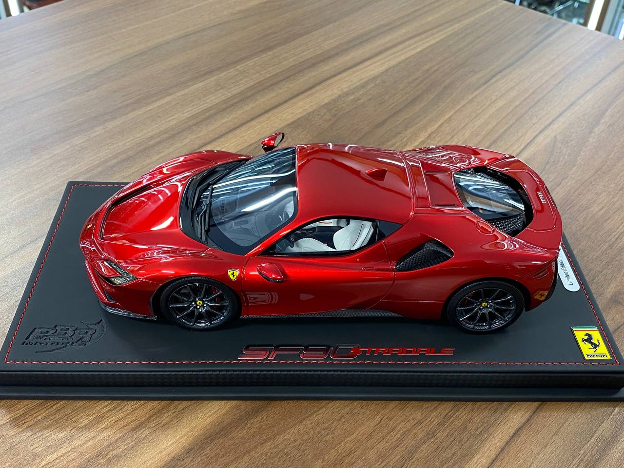 1:18 Resin Model BBR Collection Model Ferrari SF90 Stradale 2019 – Enzo Red (Limited 24 pcs – Dubai Collectors)
