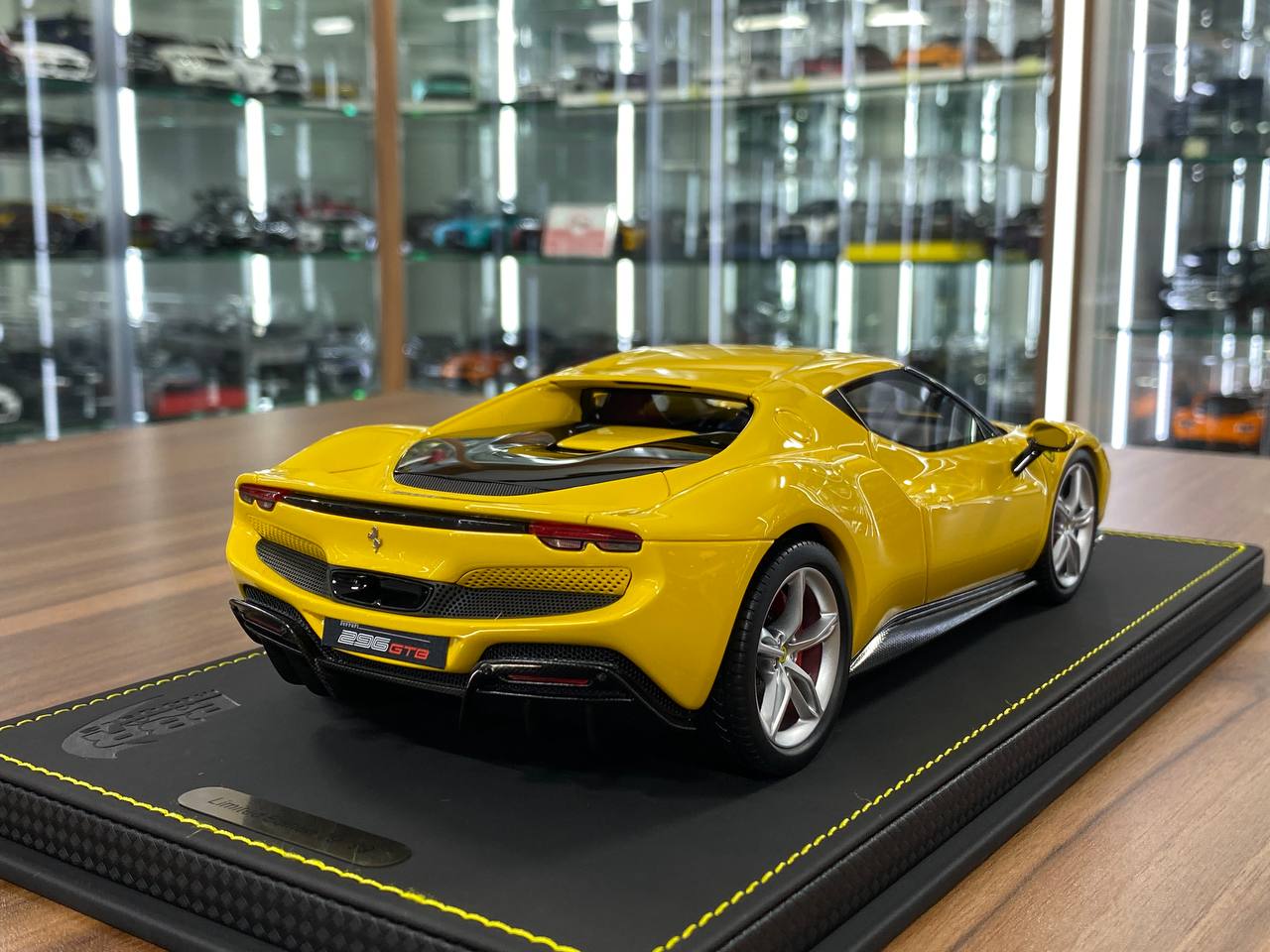 1:18 Resin Model BBR Collection Model Ferrari 296 GTB – Giallo Modena (Limited 99 pcs – Dubai Collectors)