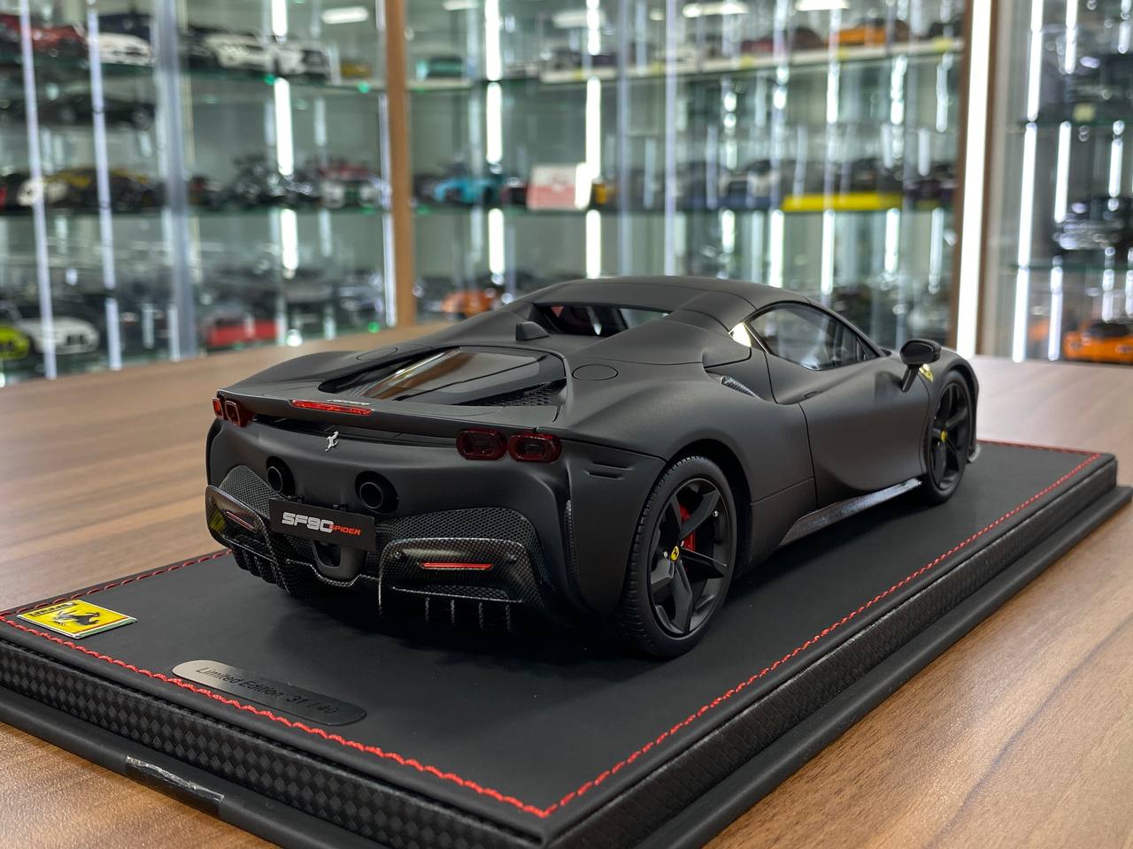 1:18 Resin Model BBR Collection Model Ferrari SF90 Spider Closed Roof – Matt Black / Matt Black Rim (Limited 40 pcs – Dubai Collectors)