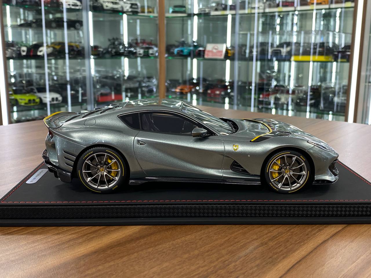 1:18 Resin Model BBR Collection Model Ferrari 812 Competizione 2021 – Grigio Coburn Yellow Stripe (Limited 140 pcs – Dubai Collectors)