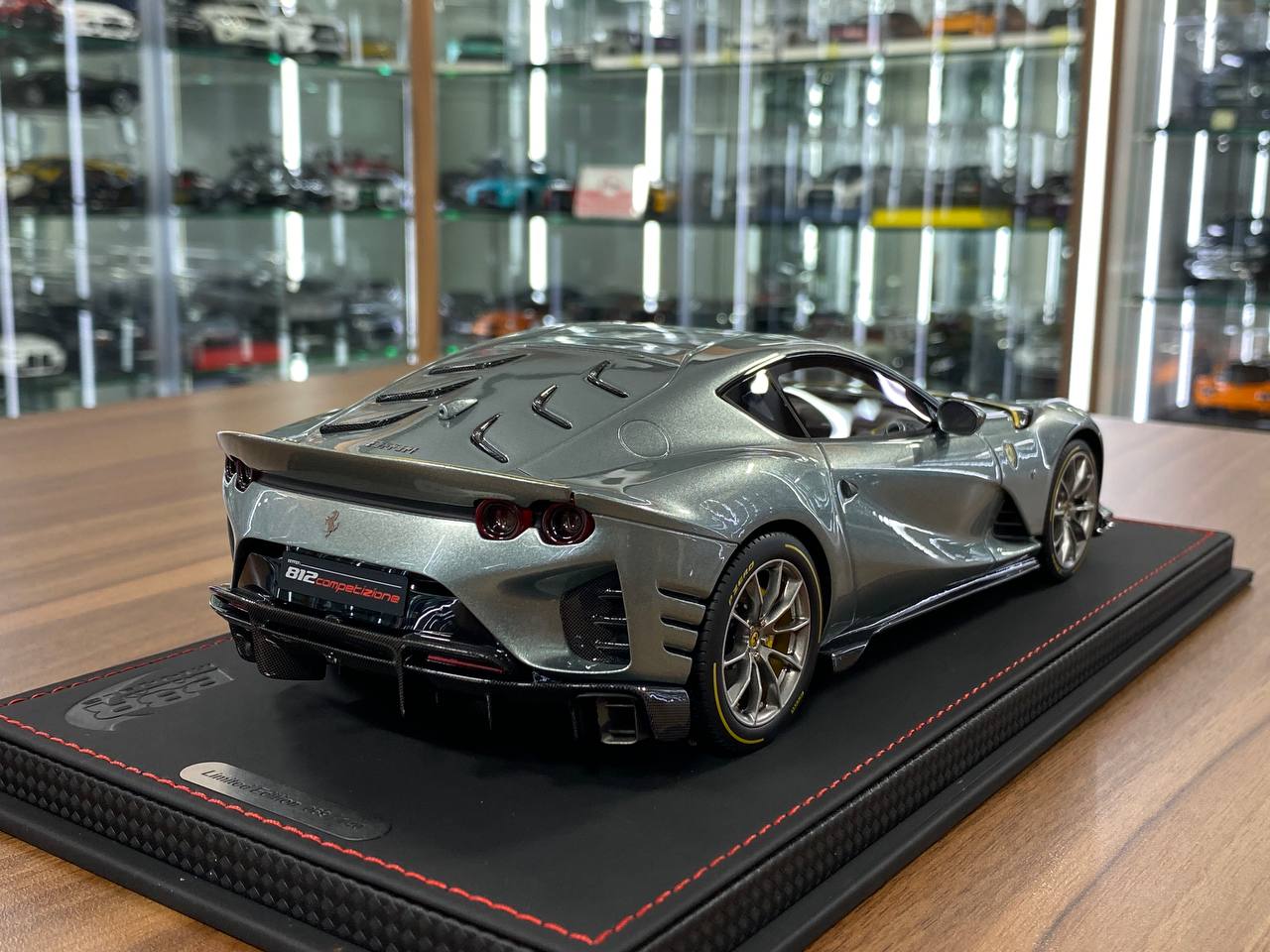 1:18 Resin Model BBR Collection Model Ferrari 812 Competizione 2021 – Grigio Coburn Yellow Stripe (Limited 140 pcs – Dubai Collectors)