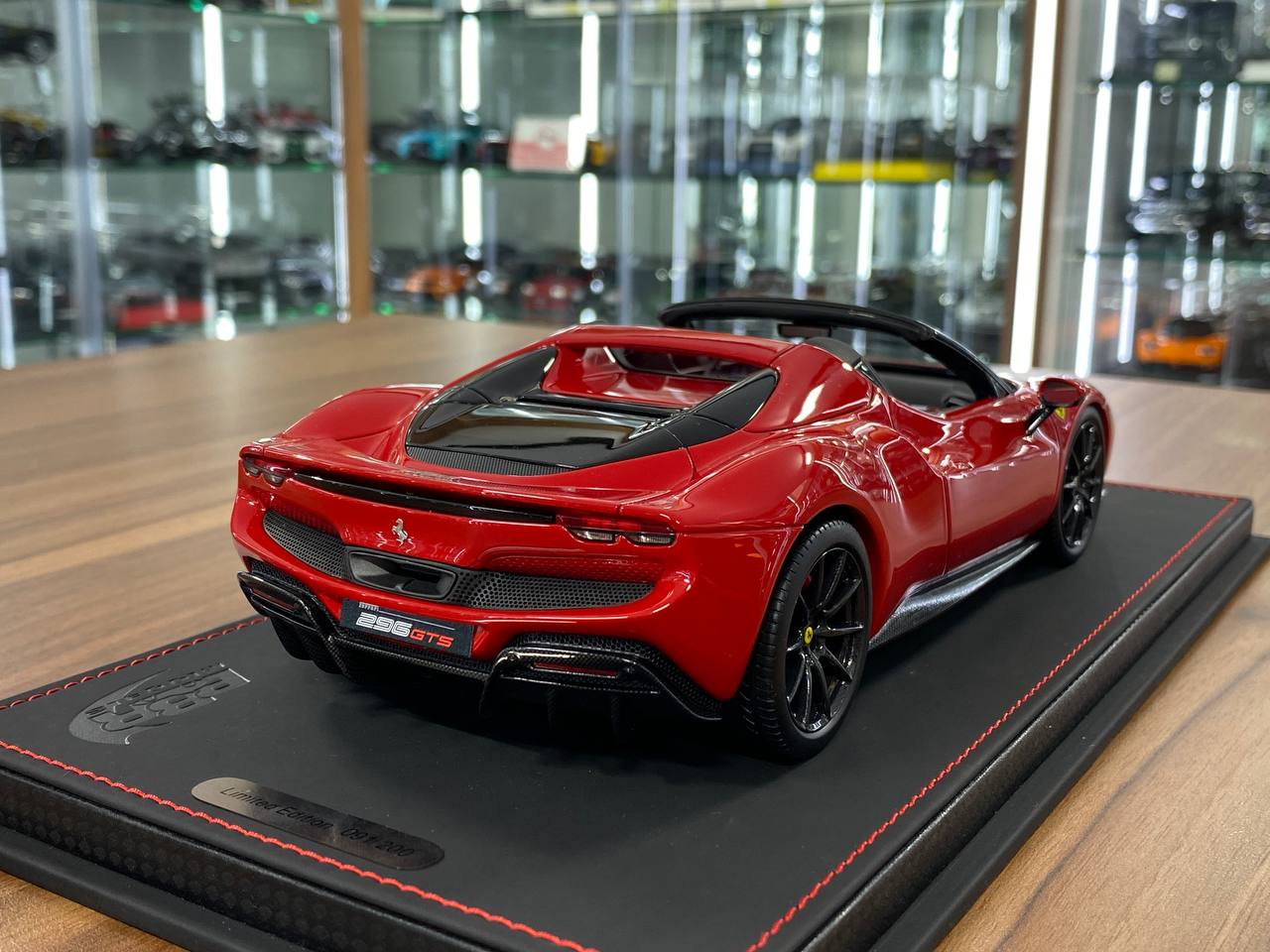 Ferrari 296 GTS 1:18 Resin – Rosso Corsa 322 | BBR Limited (200 pcs)