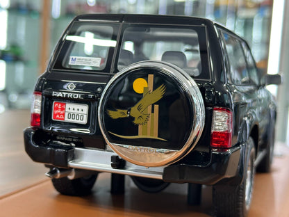 Old School Models Nissan Patrol Y61 (2004) – Black – 1:18 Resin Model (Non‑Opening, Limited 100 pcs)
