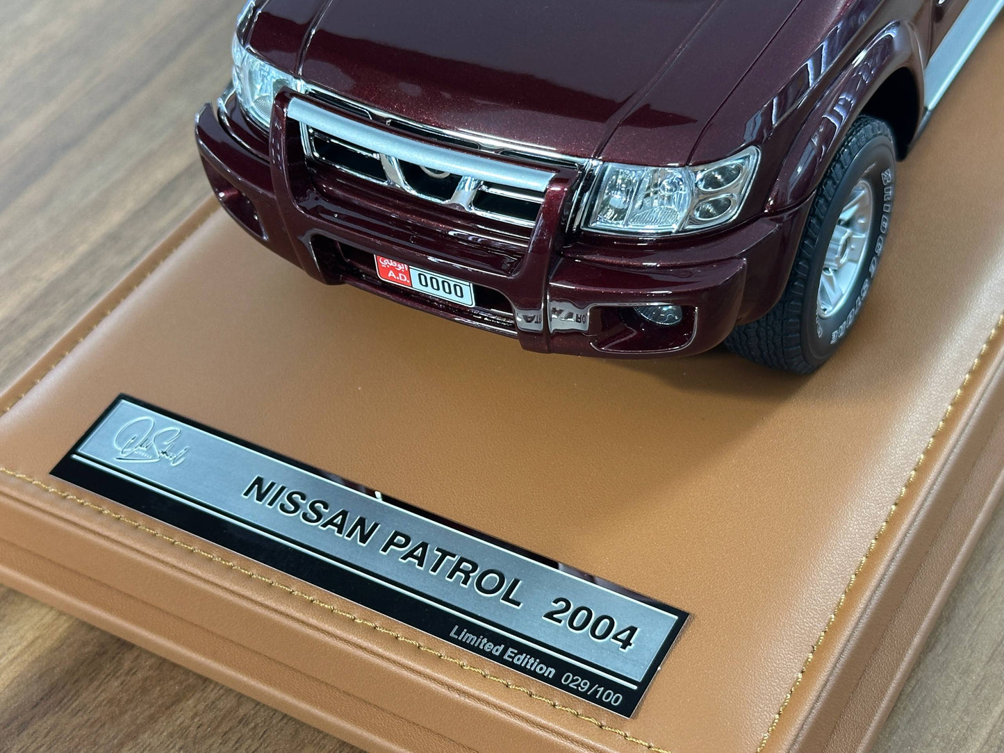 Old School Models Nissan Patrol Y61 (2004) – Red – 1:18 Resin Model (Limited 100 pcs)
