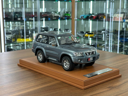 Old School Models Nissan Patrol Y61 (2004) – Grey – 1:18 Resin Model (Non‑Opening, Limited 100 pcs)