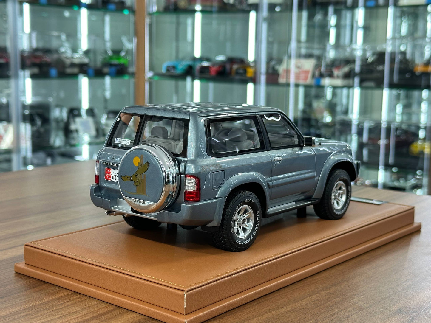 Old School Models Nissan Patrol Y61 (2004) – Grey – 1:18 Resin Model (Non‑Opening, Limited 100 pcs)