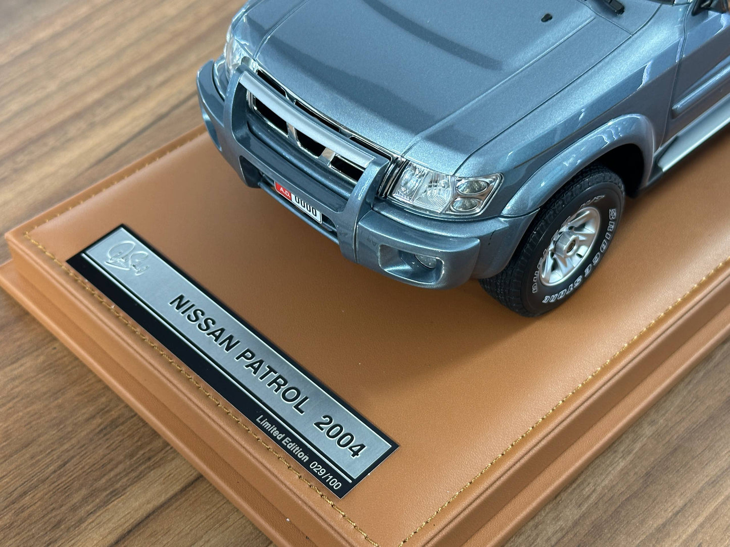 Old School Models Nissan Patrol Y61 (2004) – Grey – 1:18 Resin Model (Non‑Opening, Limited 100 pcs)