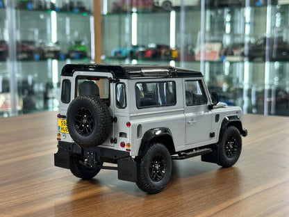 Almost Real Land Rover Defender 90 (2015) – Silver – 1:18 Metal Diecast Model (Full Opening, Limited Edition)
