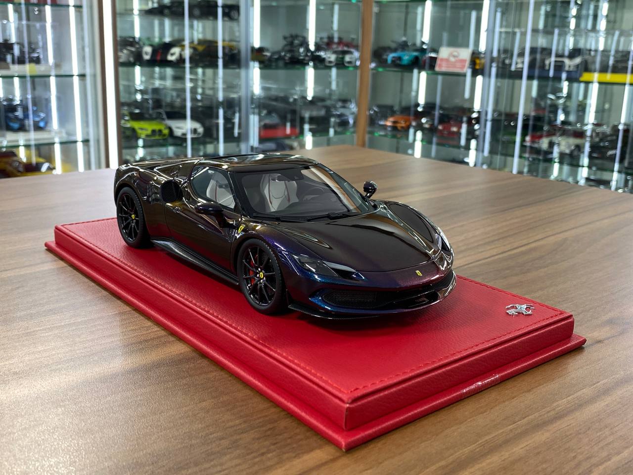 1:18 Resin Model BBR Collection Model Ferrari 296 GTB – Chameleon (Limited 30 pcs – Dubai Collectors)