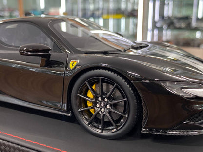 1:18 Resin BBR Models Ferrari SF90 Stradale Pack Fiorano – New Black Daytona (Limited 35 pcs – Dubai Collectors)