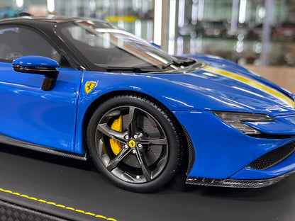 1:18 Resin Model BBR Models Ferrari SF90 Spider Closed Roof – Blue Elettrico / Gloss Black (Limited 60 pcs – Dubai Collectors)