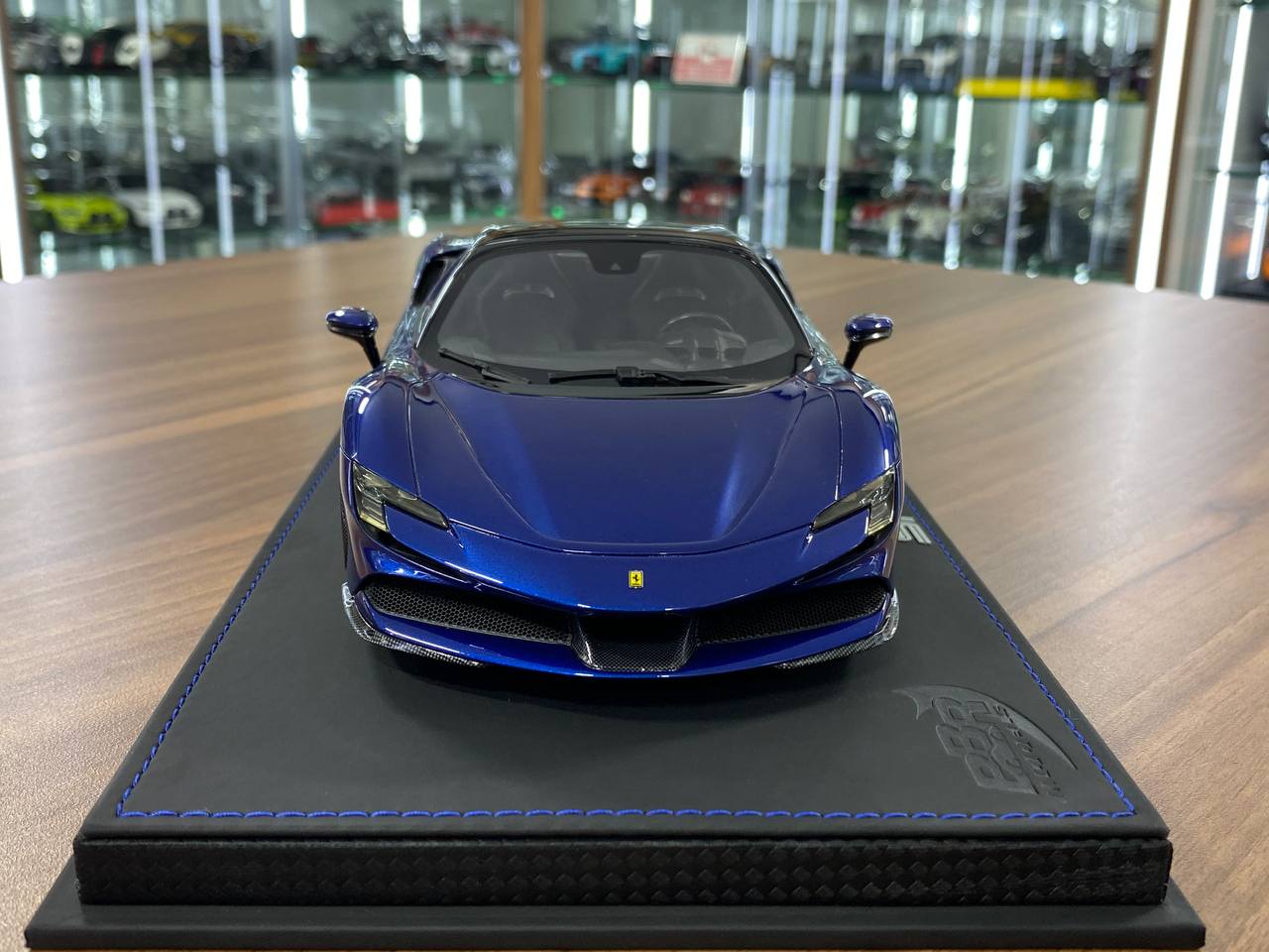 Ferrari SF90 Spider 1:18 Resin Model – Blue Elettrico / Gloss Black – Limited 60 pcs