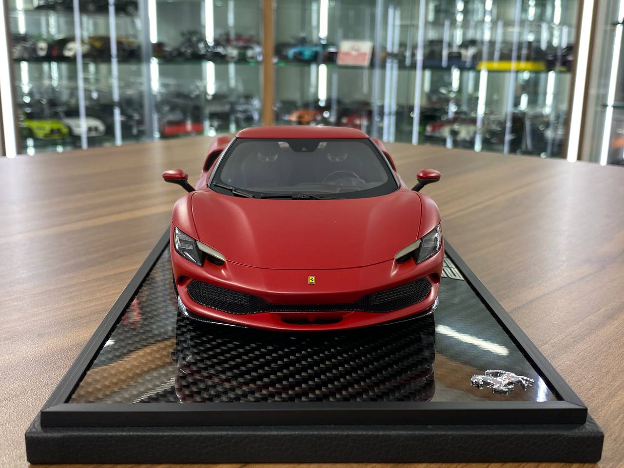 1:18 Resin Model BBR Collection Model Ferrari 296 GTB – Rosso F1-75 (Limited 96 pcs – Dubai Collectors)