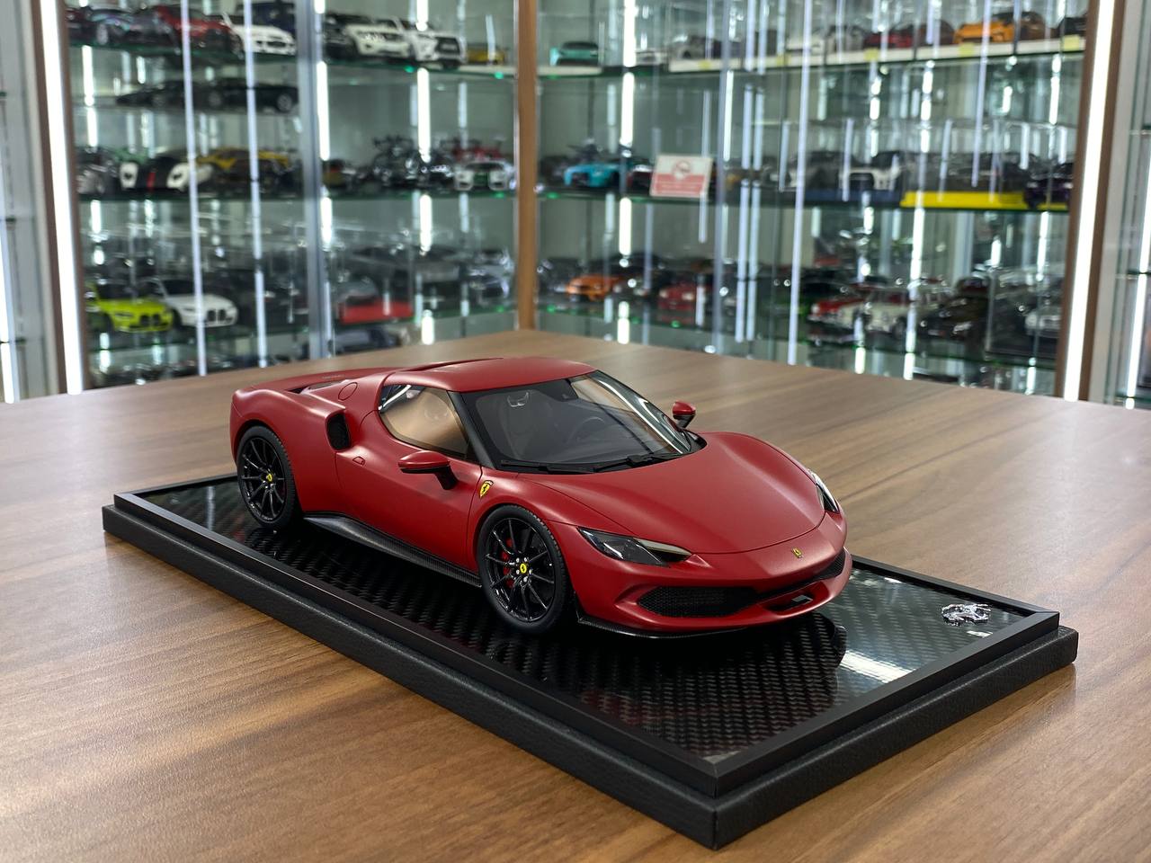 1:18 Resin Model BBR Collection Model Ferrari 296 GTB – Rosso F1-75 (Limited 96 pcs – Dubai Collectors)