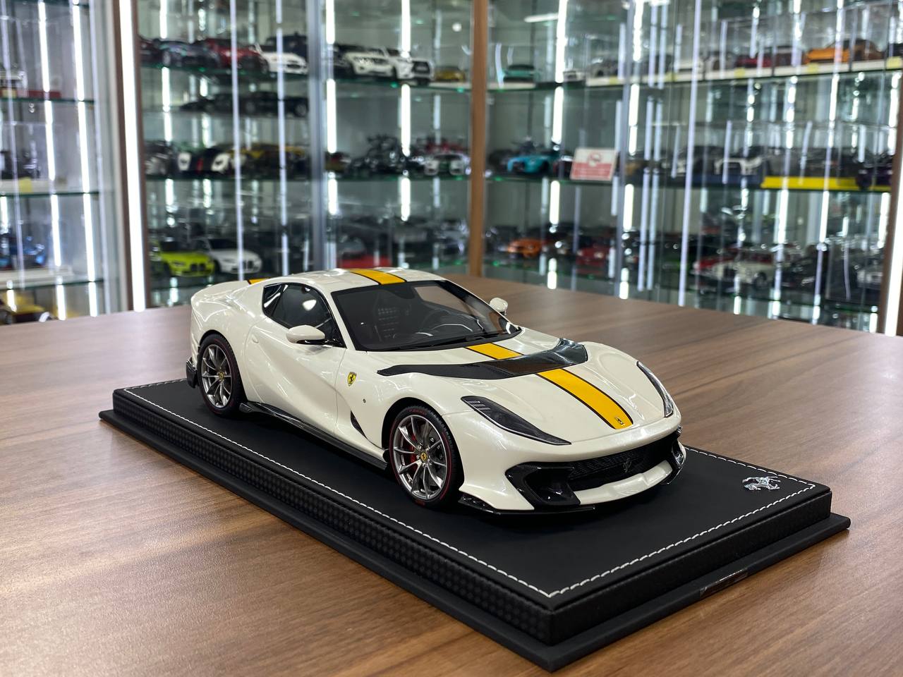 1:18 Resin Model BBR Collection Model Ferrari 812 Competizione – Gloss Italian White / Yellow Stripe (Limited 48 pcs – Dubai Collectors)
