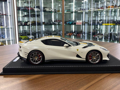 1:18 Resin Model BBR Collection Model Ferrari 812 Competizione – Gloss Italian White / Yellow Stripe (Limited 48 pcs – Dubai Collectors)
