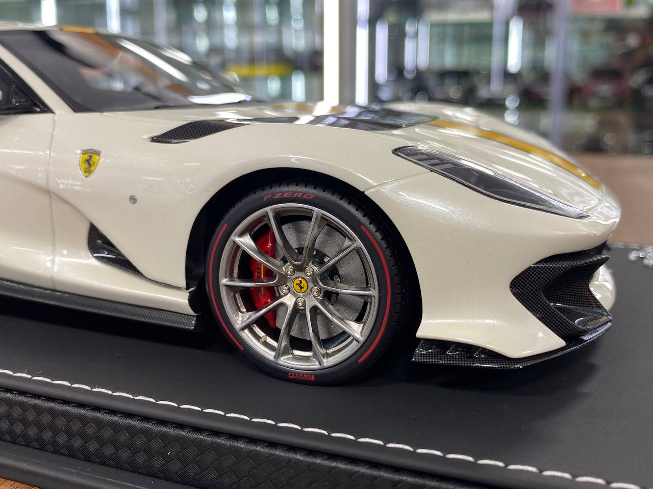 1:18 Resin Model BBR Collection Model Ferrari 812 Competizione – Gloss Italian White / Yellow Stripe (Limited 48 pcs – Dubai Collectors)