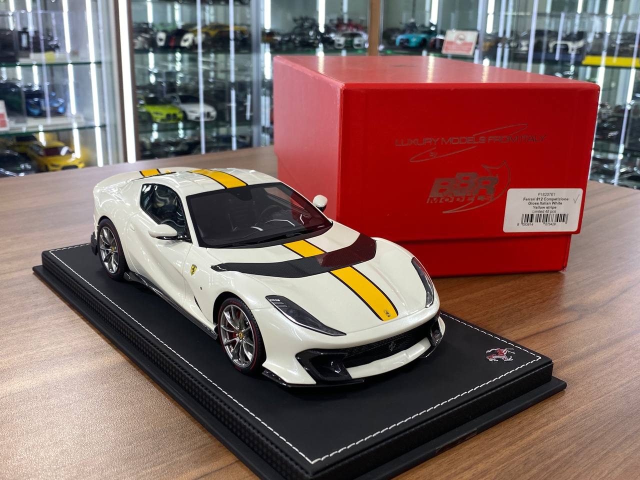 1:18 Resin Model BBR Collection Model Ferrari 812 Competizione – Gloss Italian White / Yellow Stripe (Limited 48 pcs – Dubai Collectors)